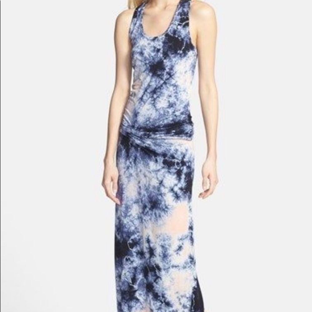Young fabulous & broke - maxi dress - size small